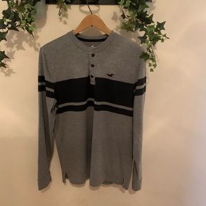 Hollister Long Sleeve T-Shirt